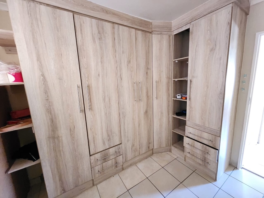 3 Bedroom Property for Sale in Freedom Park North West